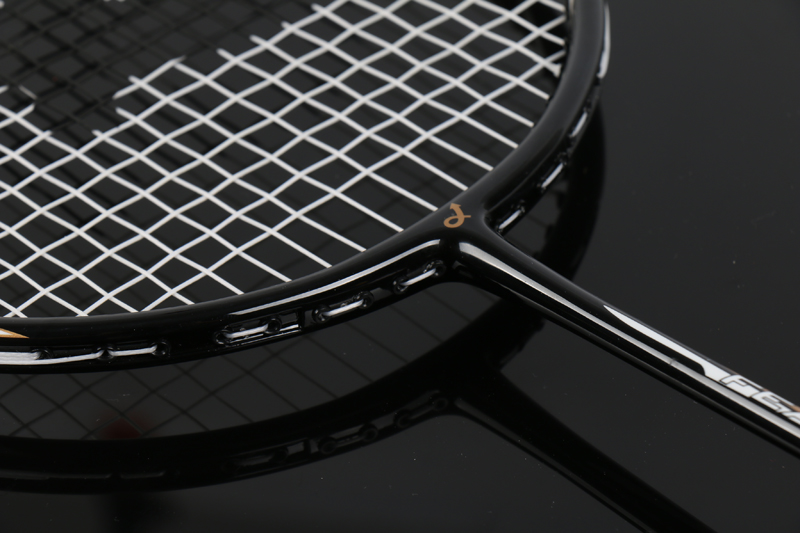 Aluminium Alloy Fibreglass Medio poli Integrated Badminton Racket CX-B518